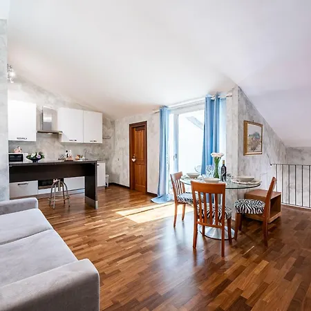 Attico Centro Apartment